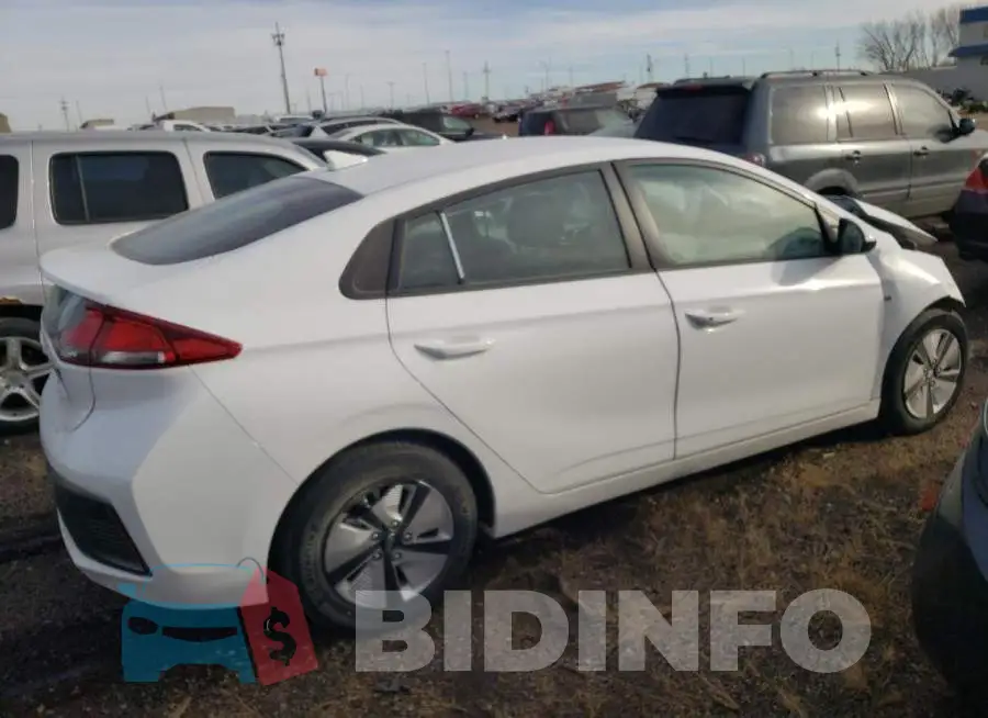 KMHC65LC4LU233225 Photo# 3