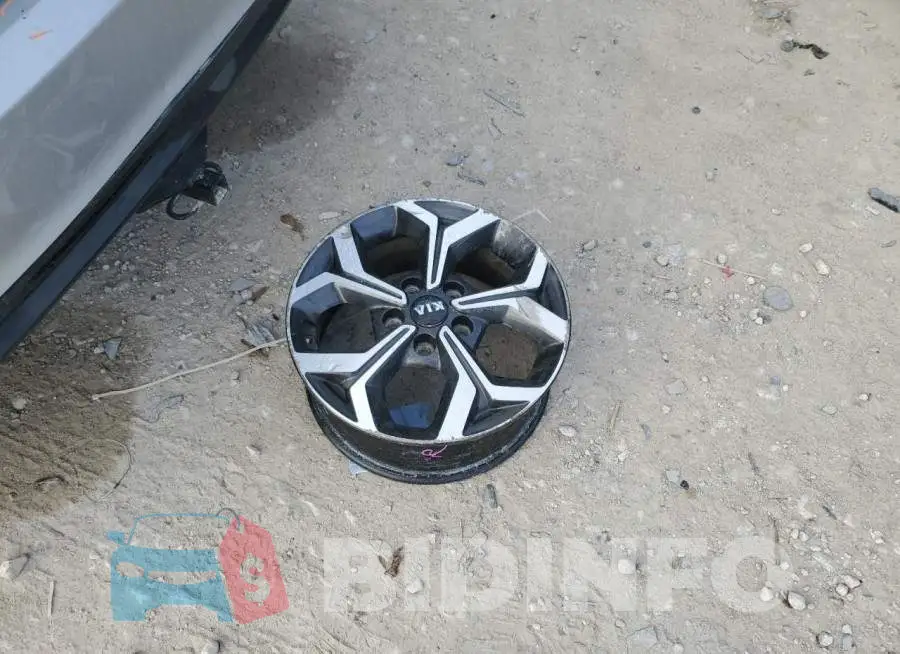 3KPF24AD8KE070353 Photo# 12