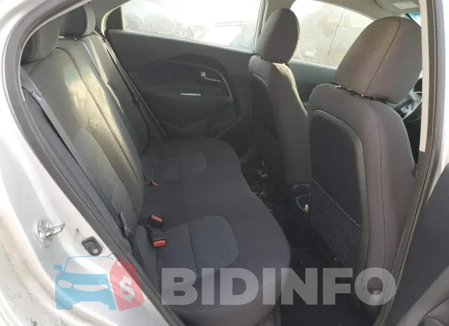 KNADM5A30F6501274 Photo# 10