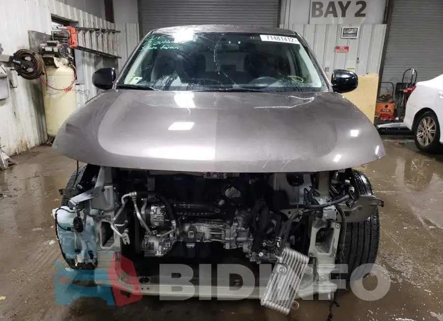 JA4AD2A31KZ022711 Photo# 5