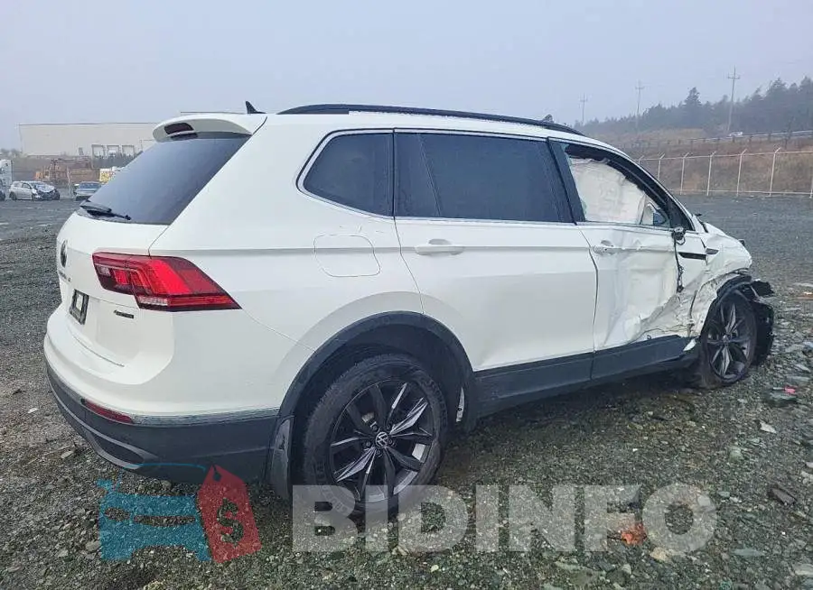 3VV2B7AX7NM017746 Photo# 3