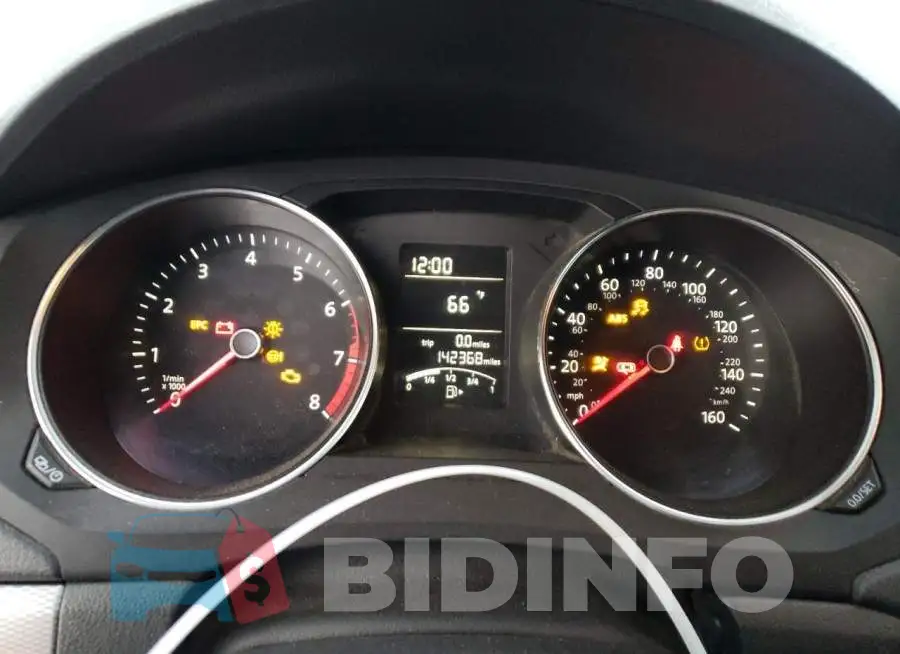 3VW167AJ7HM286213 Photo# 9