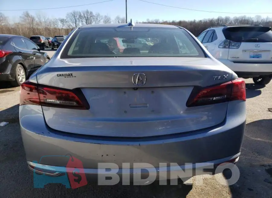 19UUB2F59FA024134 Photo# 6