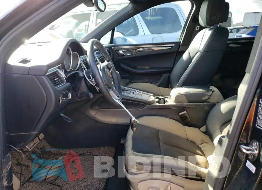 WP1AA2A59JLB15010 Photo# 7