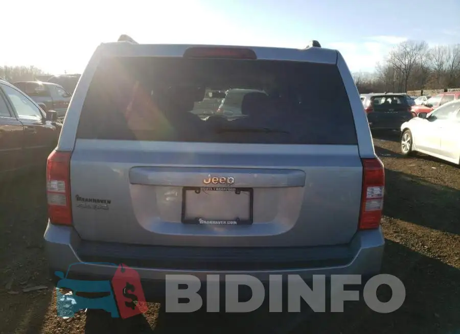 1C4NJRBB3FD268984 Photo# 6