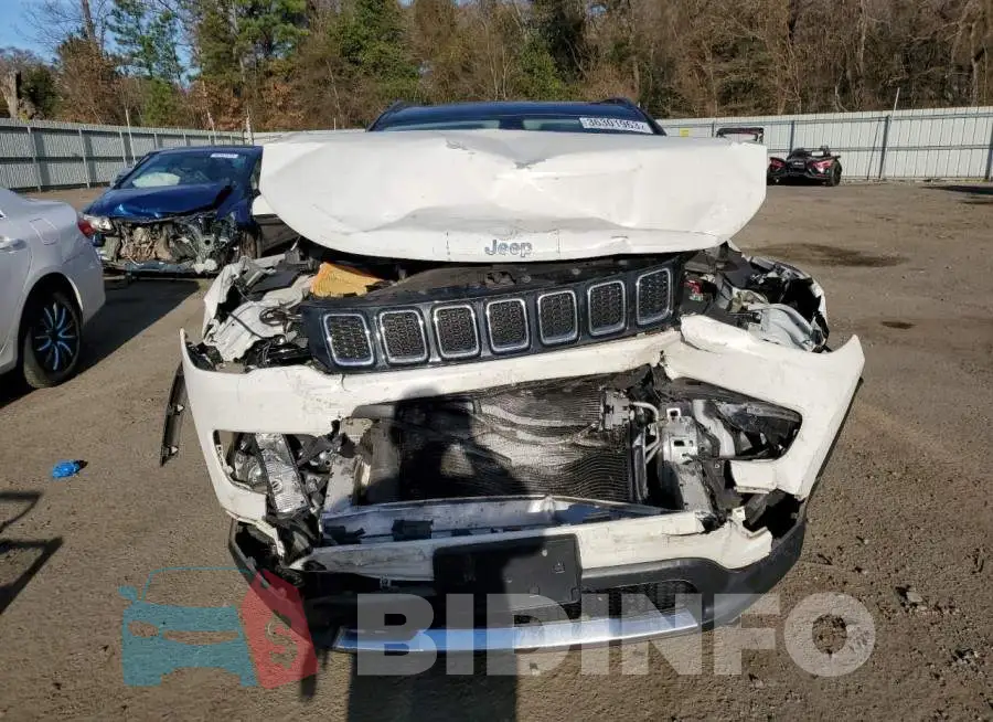 3C4NJDCB7HT611357 Photo# 5