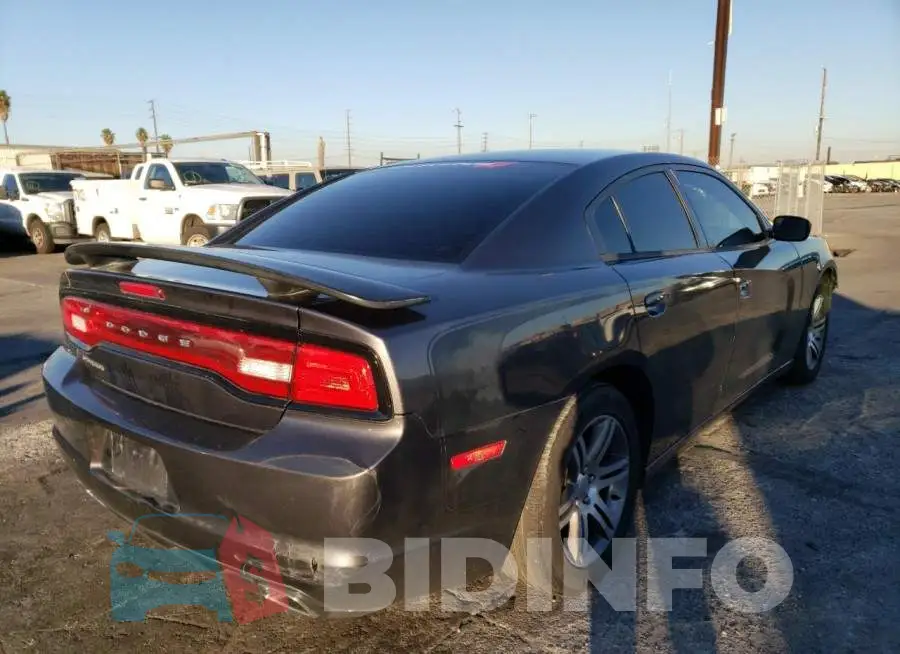 2C3CDXBGXEH324777 Photo# 4