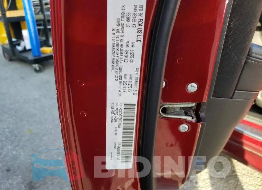 2C3CDXCT5KH730229 Photo# 12