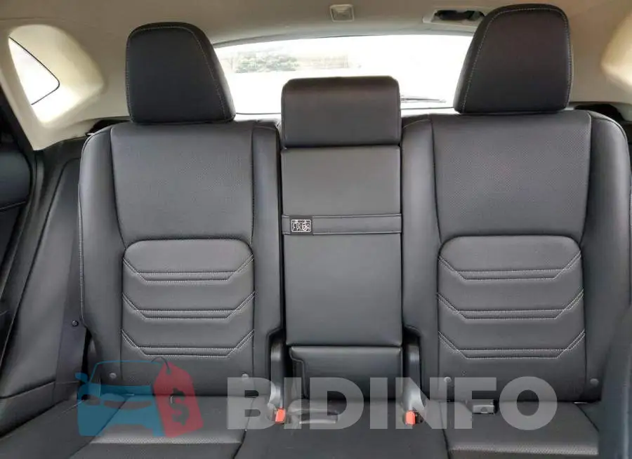 JTJBARBZ8F2031772 Photo# 10