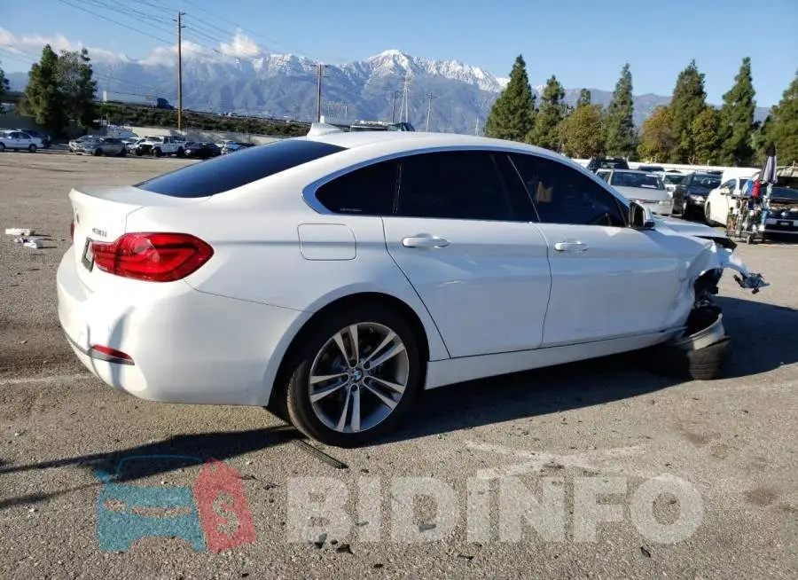 WBA4J1C55KBM16125 Photo# 3