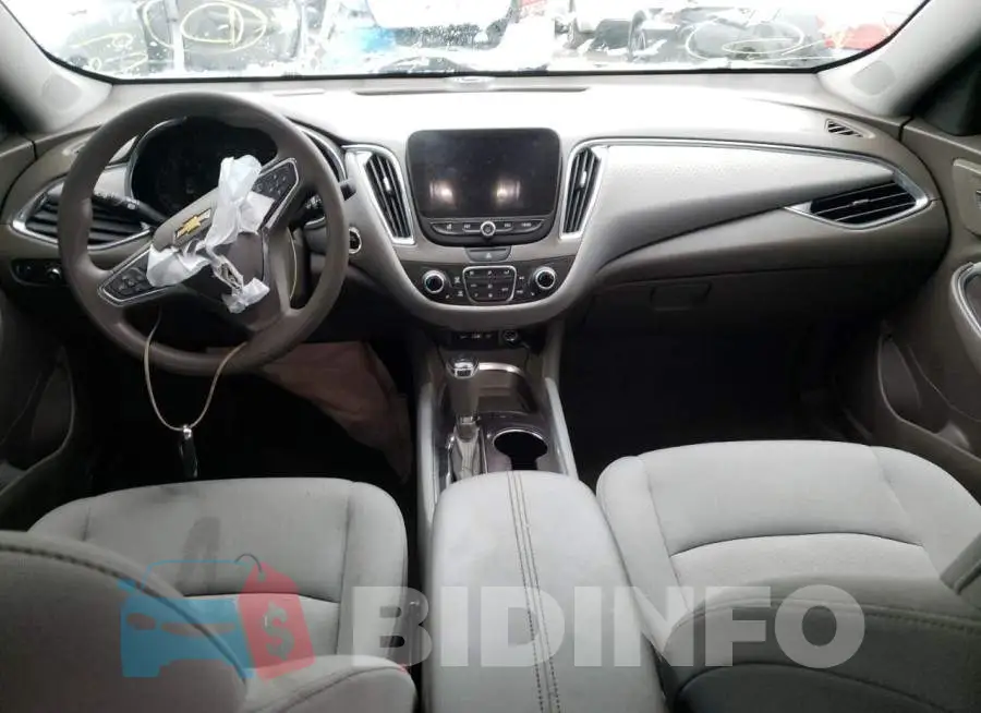 1G1ZD5ST2KF111187 Photo# 9