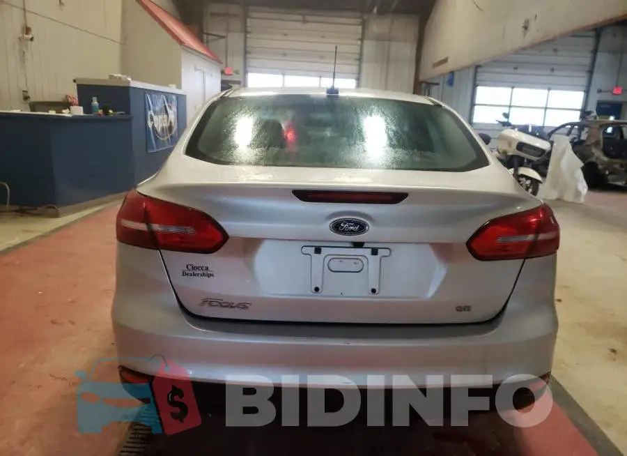 1FADP3F28JL280487 Photo# 6