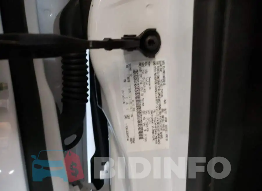 1FADP3FE4HL308418 Photo# 10