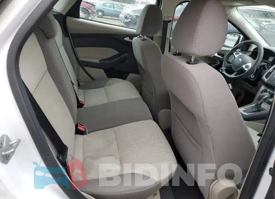 1FADP3K28EL143058 Photo# 10