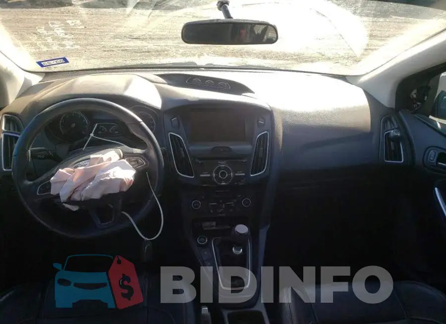 1FADP3L94FL247026 Photo# 8