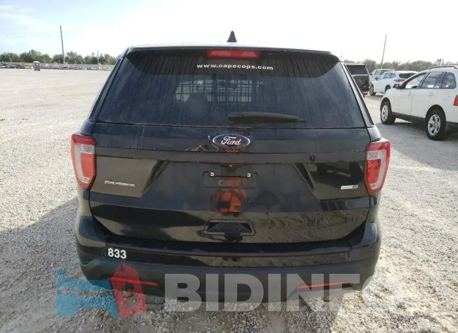1FM5K8AR3JGB47218 Photo# 6