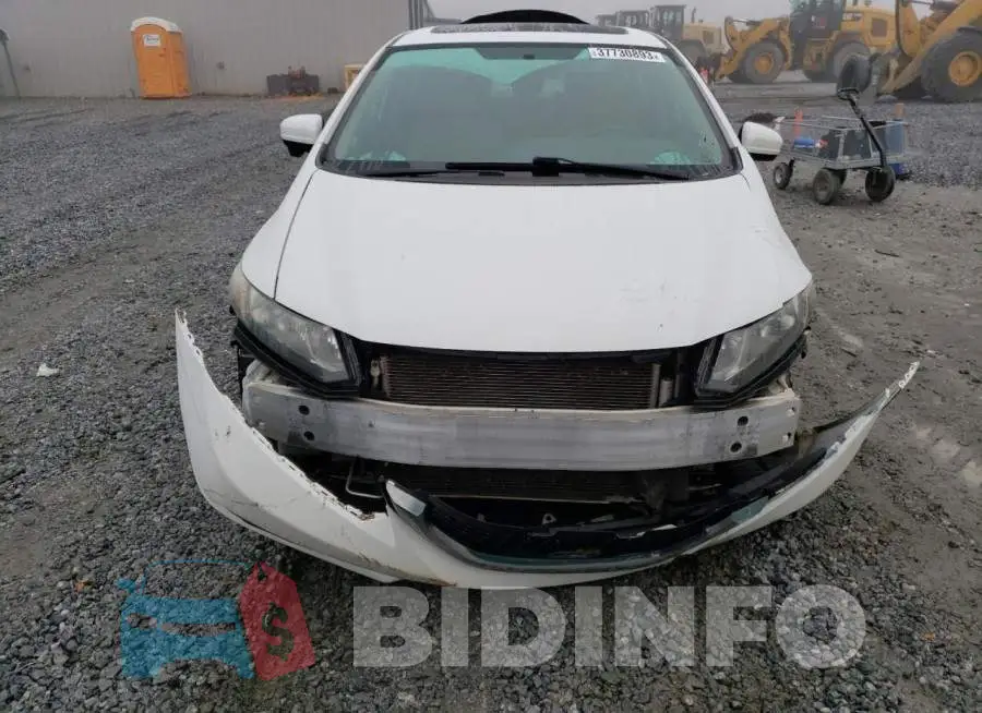 19XFB2F96FE000574 Photo# 5