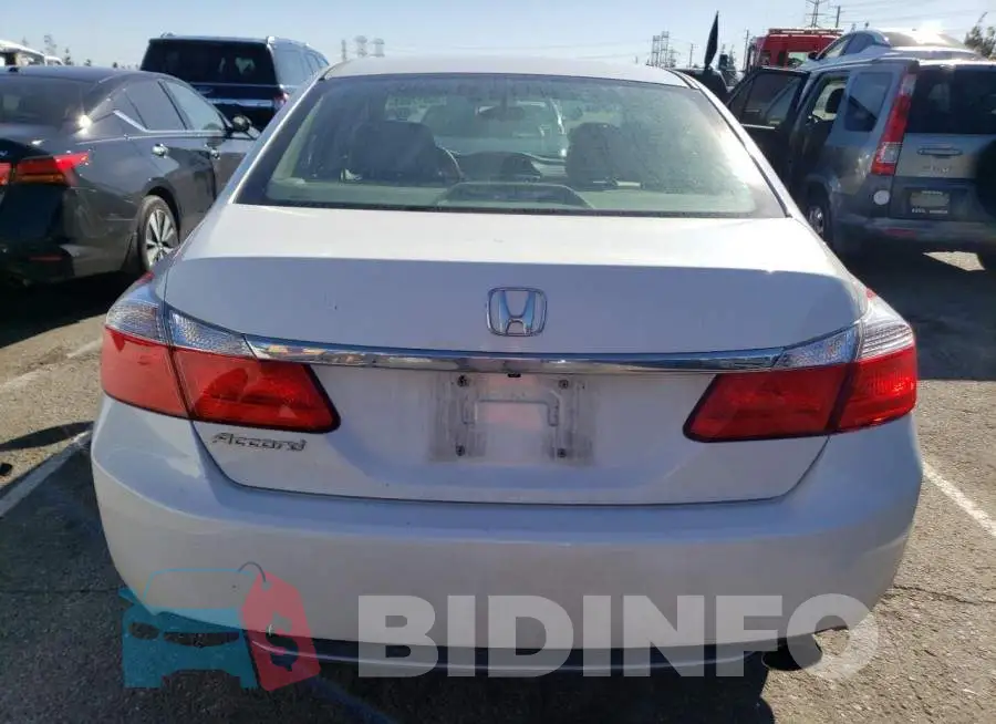1HGCR2F35EA181258 Photo# 6