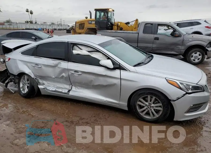 5NPE24AA6FH190297 Photo# 4