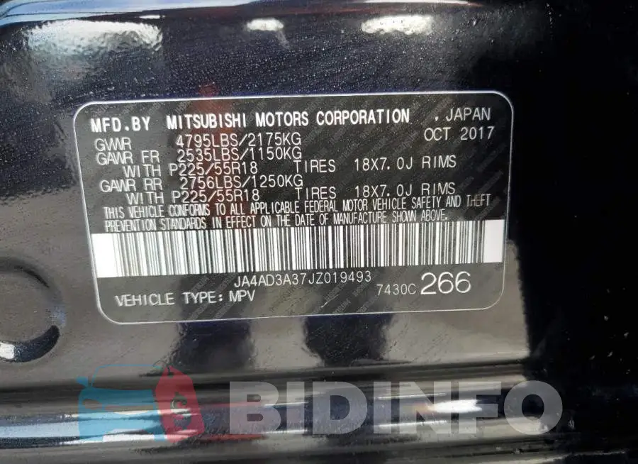 JA4AD3A37JZ019493 Photo# 10