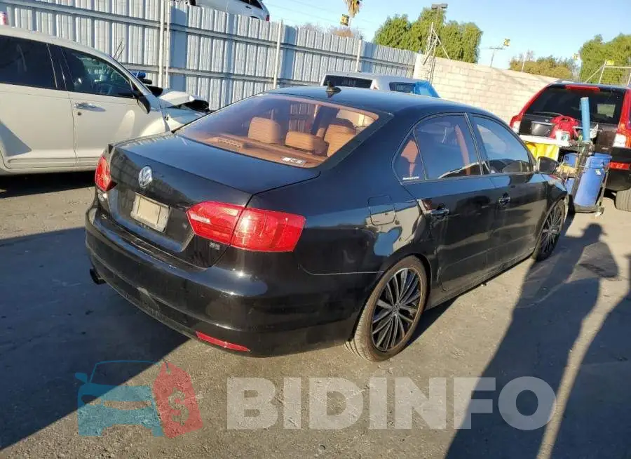 3VWD17AJ5EM220184 Photo# 3