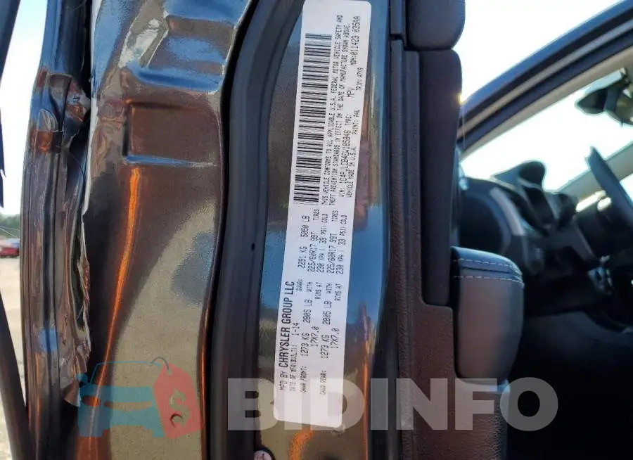1C4PJLCB4EW185846 Photo# 13