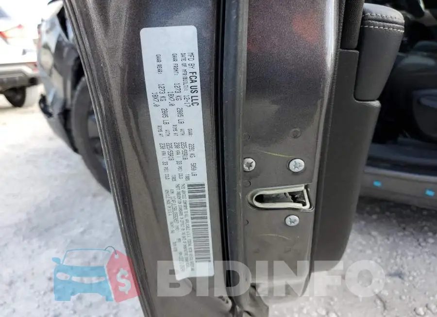 1C4PJLCB8JD552057 Photo# 13