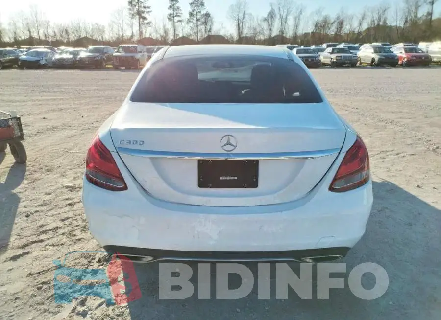 55SWF4JB6GU153718 Photo# 6