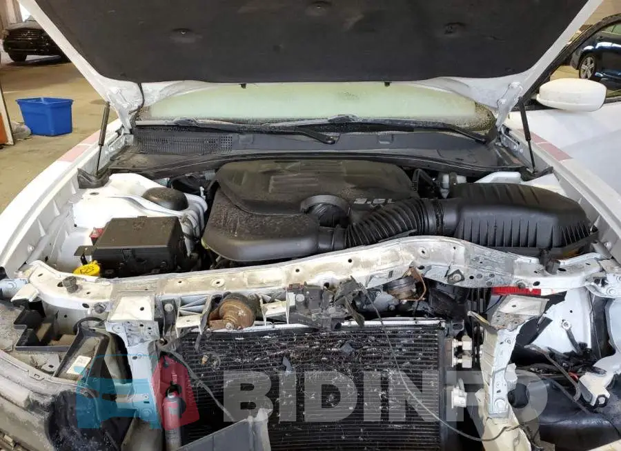 2C3CDXHG1FH726812 Photo# 11
