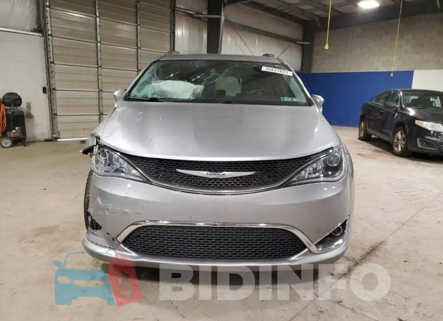 2C4RC1BG9LR140623 Photo# 5