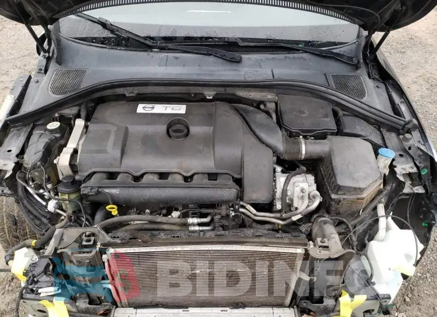 YV4902RS8G2787377 Photo# 11