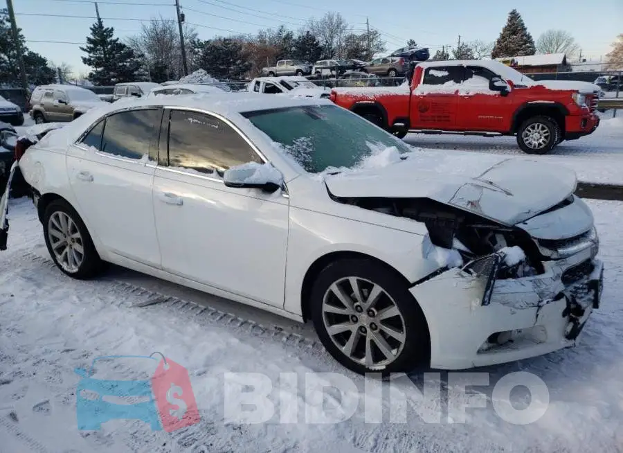 1G11E5SL6EF150458 Photo# 4