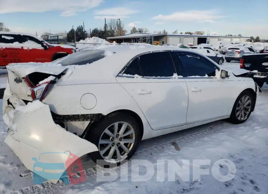 1G11E5SL6EF150458 Photo# 3