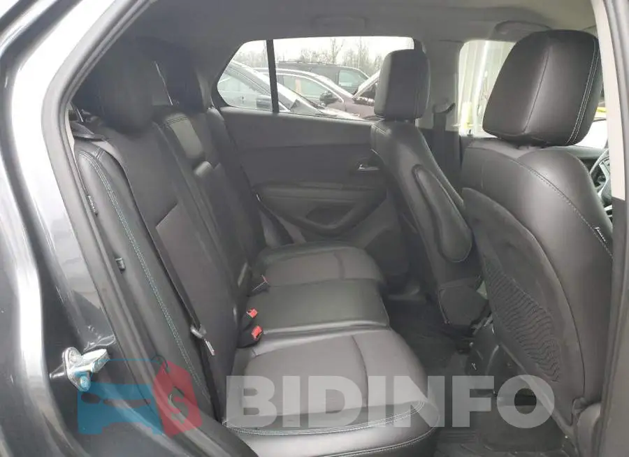 3GNCJLSB8GL238323 Photo# 10