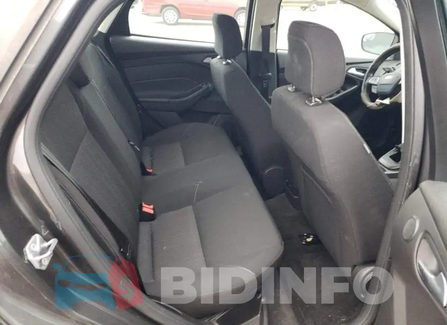 1FADP3H27JL239281 Photo# 10