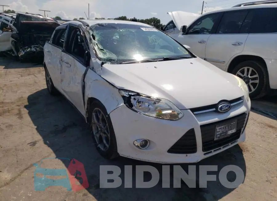 1FADP3K2XEL378514 Photo# 1