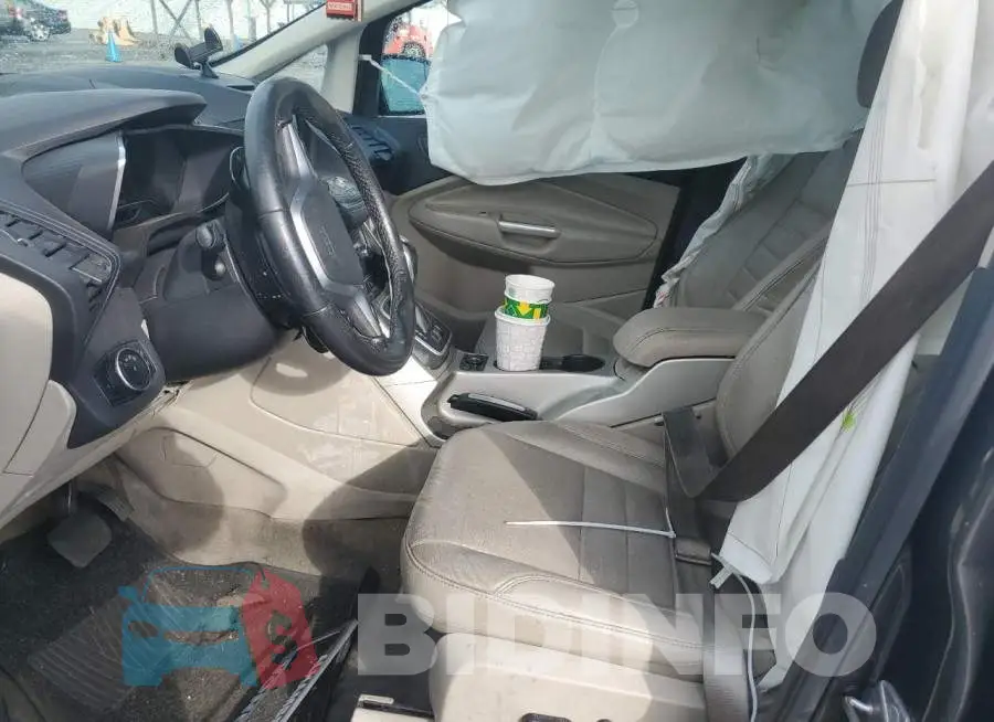 1FADP5CU2GL111320 Photo# 7