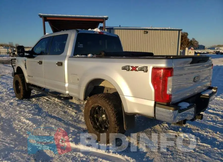 1FT7W2BT9JEC61888 Photo# 3