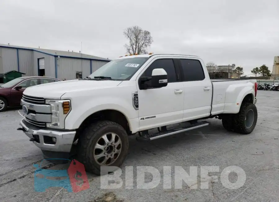 1FT8W3DT5JEC99724 Photo# 1