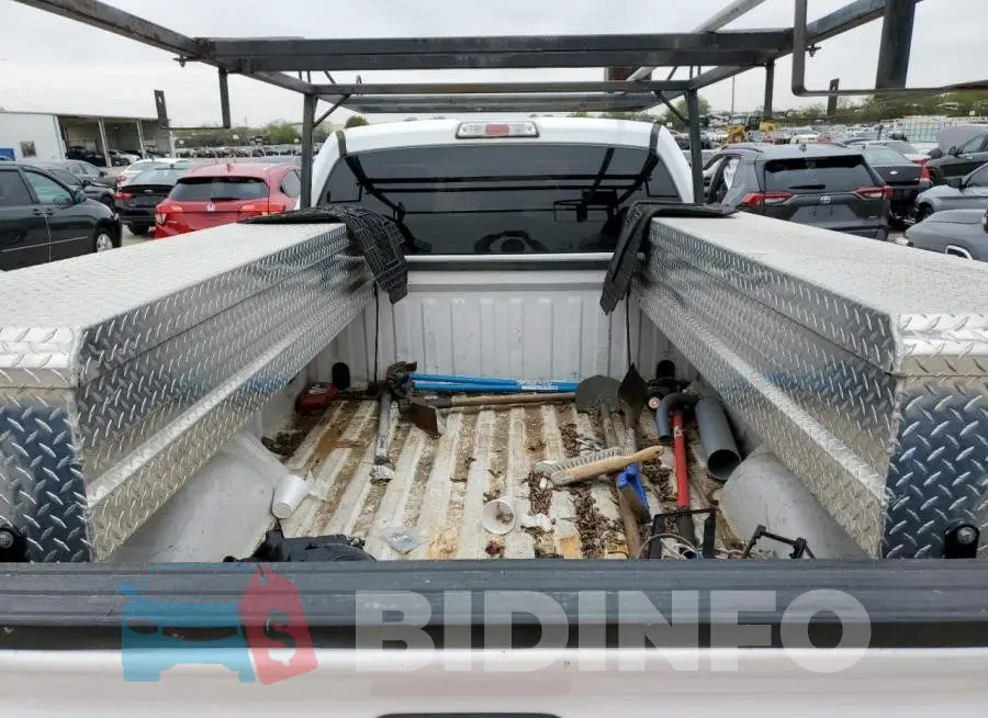 1FTNF1CF5EKD47460 Photo# 10