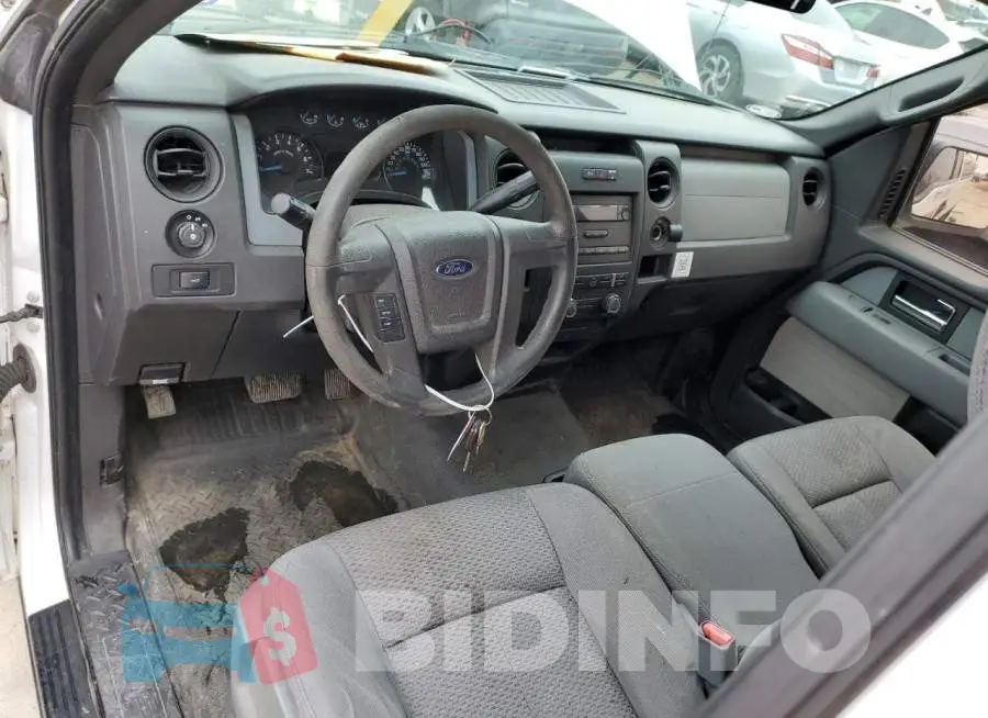 1FTNF1CF5EKD47460 Photo# 8