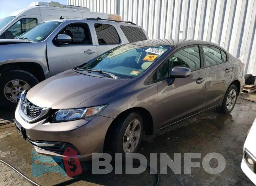 19XFB2F52FE228715 Photo# 1