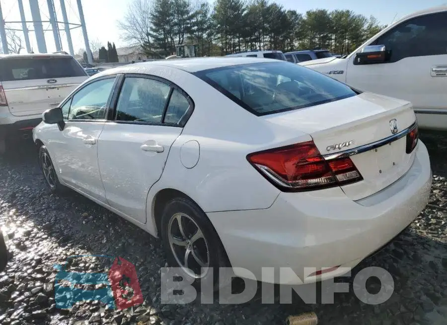 19XFB2F77FE258102 Photo# 2