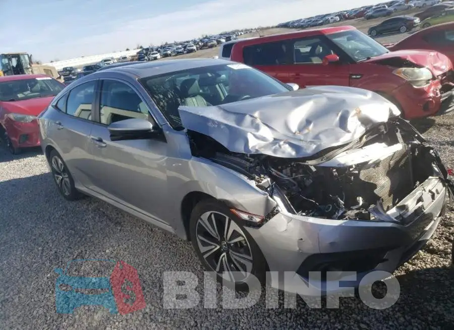 19XFC1F7XHE015118 Photo# 4
