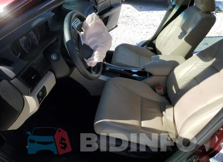 1HGCR3F80FA026927 Photo# 7
