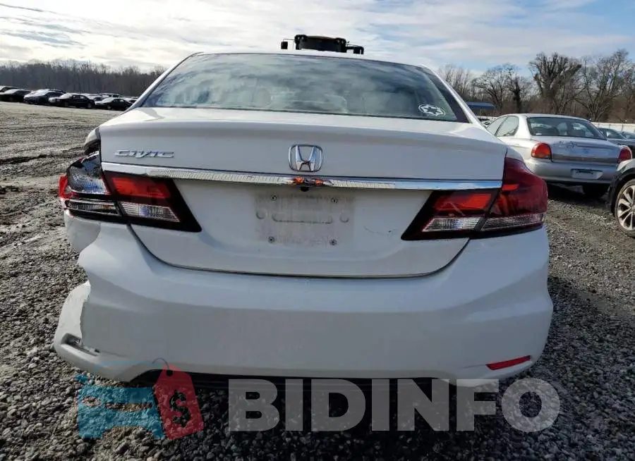 2HGFB2F57FH559697 Photo# 6
