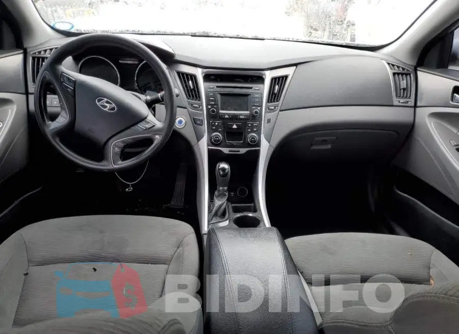 KMHEC4A42FA135033 Photo# 8