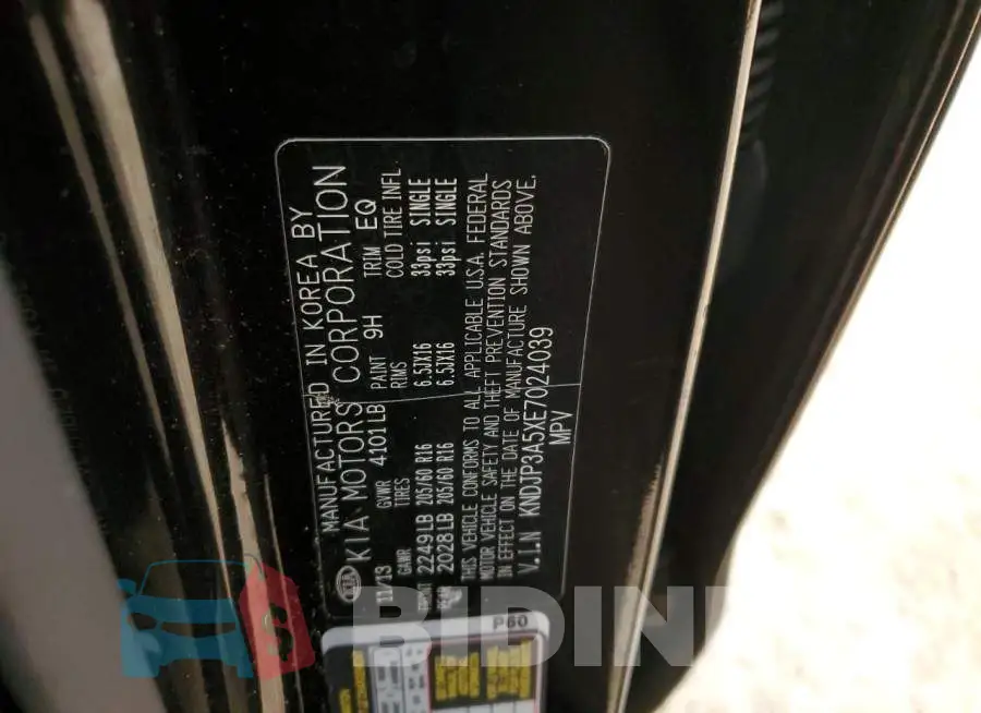 KNDJP3A5XE7024039 Photo# 12