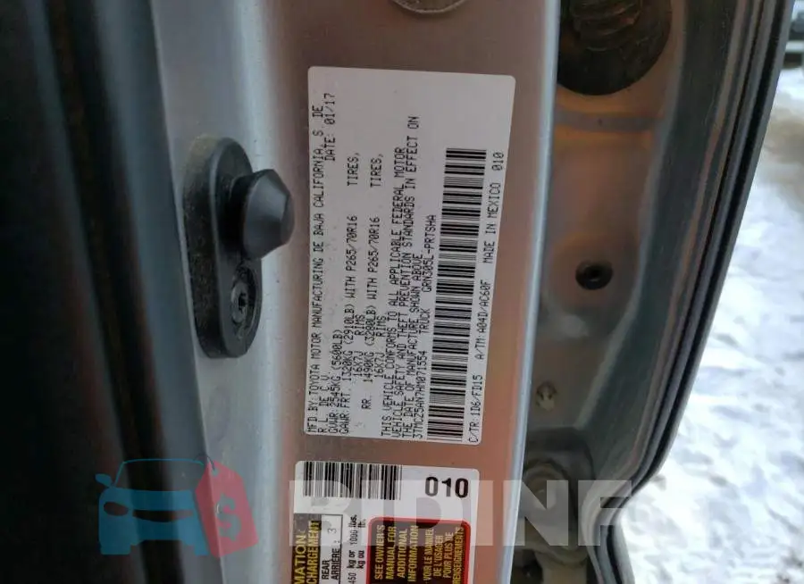 3TMCZ5AN7HM071554 Photo# 12