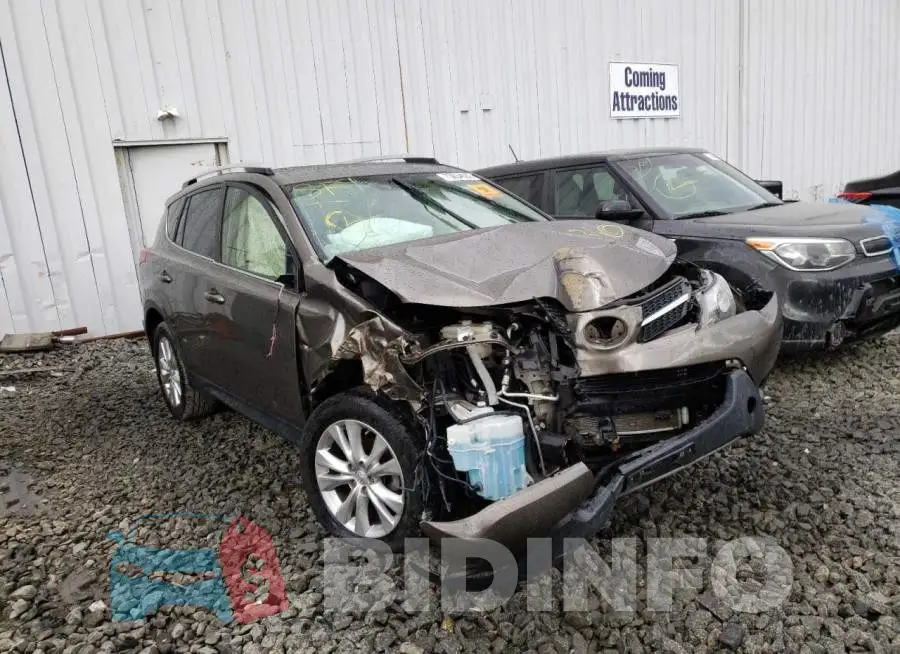 JTMDFREV9FD174367 Photo# 4